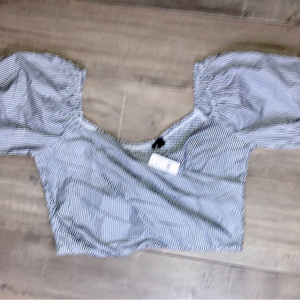 J Crew Puff-sleeve organic cotton cropped top in stripe Size L